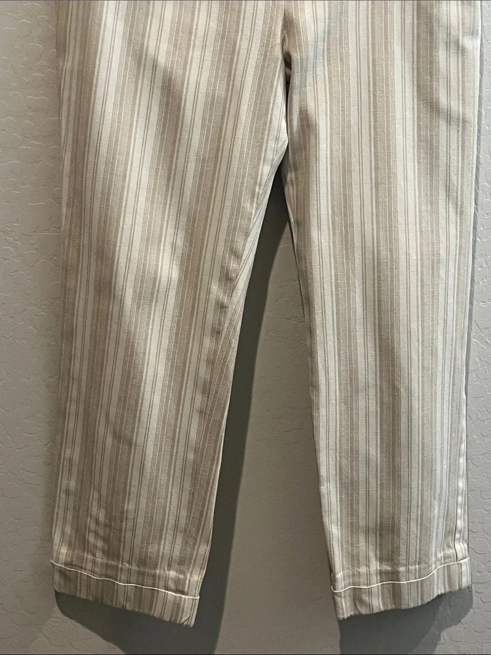 Tory Burch Striped Beige & Cream Crop Pants - Picture 5 of 13
